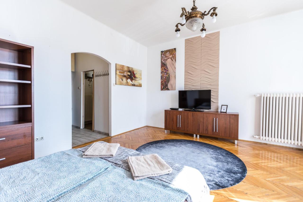 Danube Apartment Budapeste Exterior foto