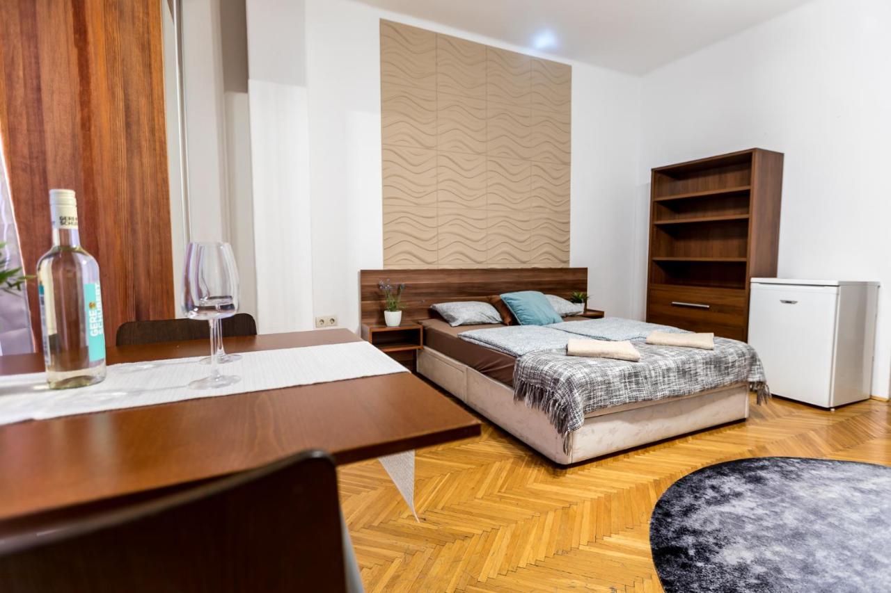 Danube Apartment Budapeste Exterior foto